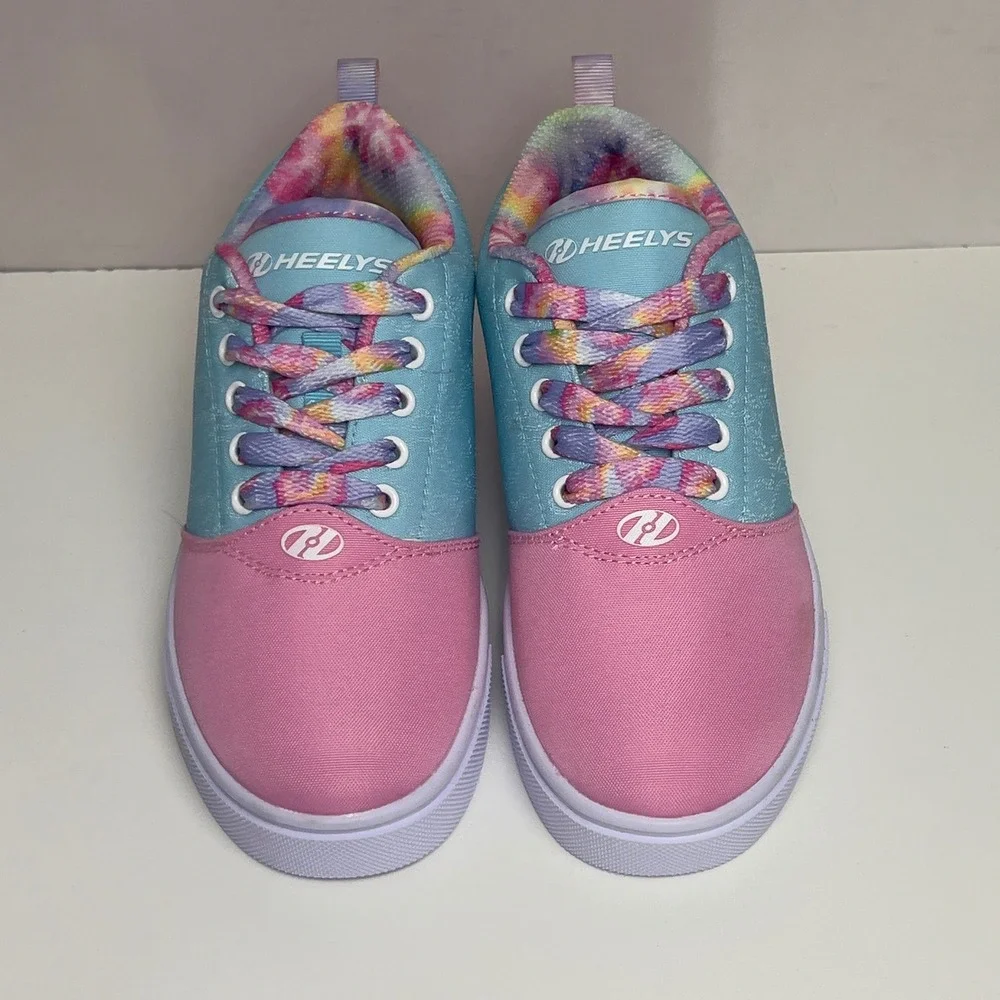 Ivory Ella x Heelys Pink Blue Pastel Tie Dye Wheeled Skate Shoes Sneakers size 3